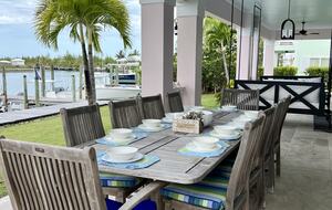 Spacious Waterfront Haven in Bahamas, Treasure Cay - Treasure cay, Bahamas