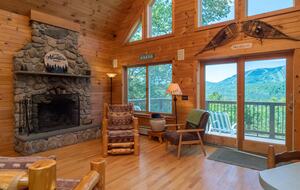 Sunday River Getaway | Minutes from the Mountain! - Newry, Maine