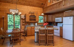 Sunday River Getaway | Minutes from the Mountain! - Newry, Maine