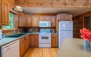 Sunday River Getaway | Minutes from the Mountain! - Newry, Maine