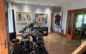 Ile d'Orléans Mansion (near Old Quebec City) - Ste-Pétronille, Canada