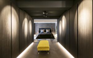 Stunning Canal House on a Quiet Canal in the Center of Town - Amsterdam, Netherlands