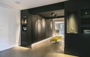 Stunning Canal House on a Quiet Canal in the Center of Town - Amsterdam, Netherlands