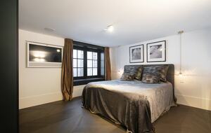 Stunning Canal House on a Quiet Canal in the Center of Town - Amsterdam, Netherlands