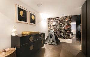 Stunning Canal House on a Quiet Canal in the Center of Town - Amsterdam, Netherlands