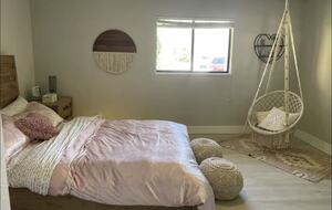 Stunning Waterfront Cape Coral House - Cape Coral, Florida