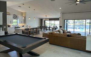 Stunning Waterfront Cape Coral House - Cape Coral, Florida