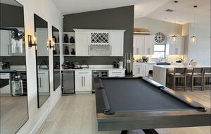 Stunning Waterfront Cape Coral House - Cape Coral, Florida