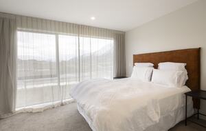 Golfers and Skiers retreat - Queenstown, New Zealand