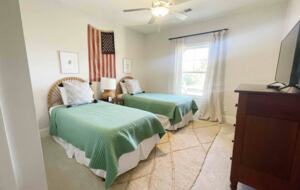 Luxury Auburn 4 Bedroom Gameday House - Auburn, Alabama