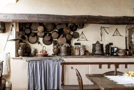 Timeless Tuscan Villa in the Heart of Coreglia Antelminelli - Coreglia Antelminelli, Italy