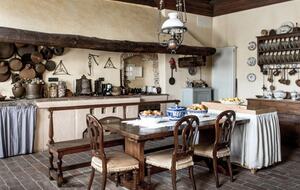 Timeless Tuscan Villa in the Heart of Coreglia Antelminelli - Coreglia Antelminelli, Italy