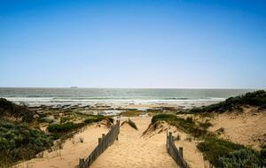 Elegant Oceanview Retreat Surrounded by Nature - Point Lonsdale, Australia