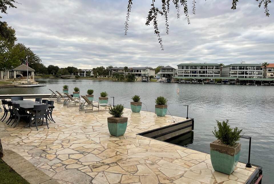 Waterfront Luxury on Lake LBJ | Dock, Outdoor Kitchen & Sunset Views - Horseshoe Bay, Texas