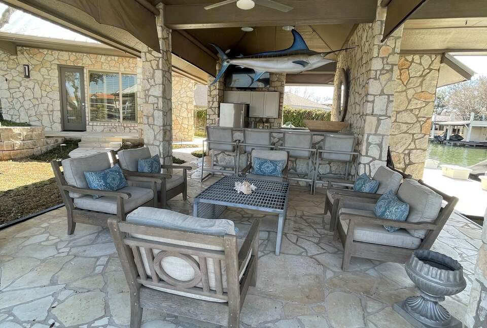 Waterfront Luxury on Lake LBJ | Dock, Outdoor Kitchen & Sunset Views - Horseshoe Bay, Texas