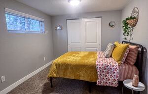 Red Rocks Retreat near Denver - Lakewood, Colorado