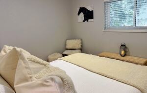 Red Rocks Retreat near Denver - Lakewood, Colorado