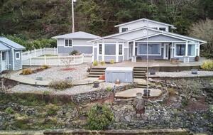 Waterfront Rich Passage Getaway - Port Orchard, Washington