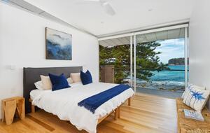 Surf Break - Avalon Beach, Australia