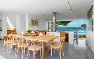 Surf Break - Avalon Beach, Australia