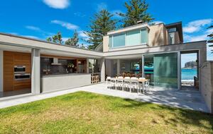 Surf Break - Avalon Beach, Australia