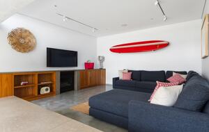 Surf Break - Avalon Beach, Australia