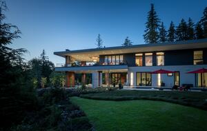 Arbor Domus Maximus: World's Greatest Treehouse - Issaquah, Washington
