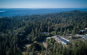 Sweeping views of the Issaquah Alps, minutes from Seattle and Bellevue