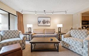 The Wren at Vail | One Bedroom, Facing Vail Mountain - Vail, Colorado