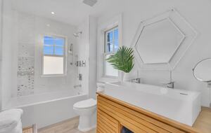 Bath for guest rooms