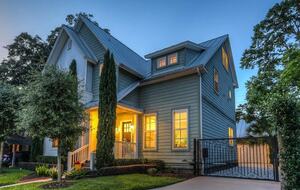 Chic Houston Retreat in Montrose - Houston, Texas