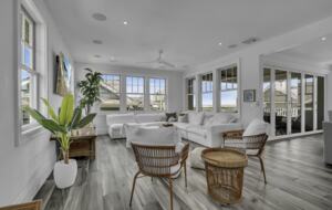 Stunning Mantoloking Beach House - Mantoloking, New Jersey