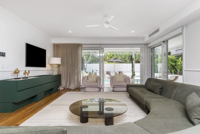 Pandanus House - Byron Bay, Australia