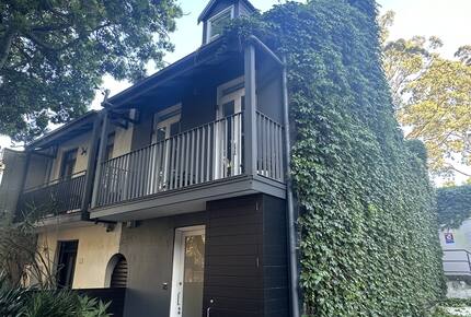 Modern Sydney Terrace House - Surry Hills, Australia