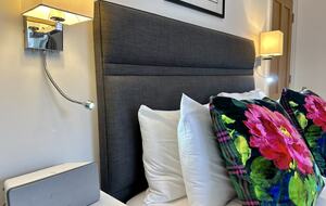 Bedroom 2 with Sonos