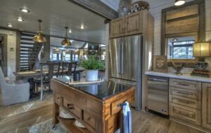 Luxury Family Compound in Blue Ridge | Amazing Outdoor Spaces and Close to Lake, River and Town - Blue Ridge, Georgia