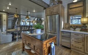 Luxury Family Compound in Blue Ridge | Amazing Outdoor Spaces and Close to Lake, River and Town - Blue Ridge, Georgia