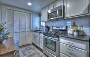 Luxury Family Compound in Blue Ridge | Amazing Outdoor Spaces and Close to Lake, River and Town - Blue Ridge, Georgia