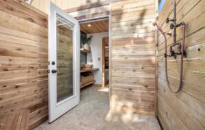 Romantic Luxury Retreat | With Hot/Cold Pool & Sauna - Wimberley, Texas