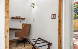 Romantic Luxury Retreat | With Hot/Cold Pool & Sauna - Wimberley, Texas