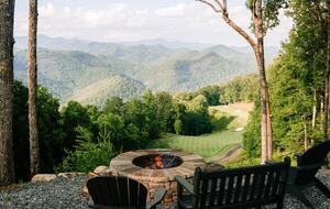 Allspice Court Cottage | Bear Lake Reserve - Tuckasegee, North Carolina