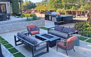 Outdoor fire pit and kitchen
