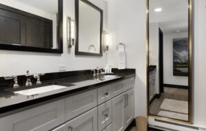 Stunning Avon Condo at The Lodge | Walk to Beaver Creek Gondola - Avon, Colorado