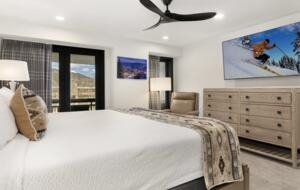 Stunning Avon Condo at The Lodge | Walk to Beaver Creek Gondola - Avon, Colorado