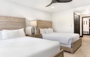 Stunning Avon Condo at The Lodge | Walk to Beaver Creek Gondola - Avon, Colorado