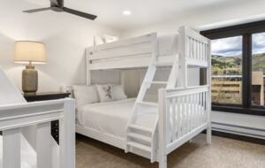 Stunning Avon Condo at The Lodge | Walk to Beaver Creek Gondola - Avon, Colorado