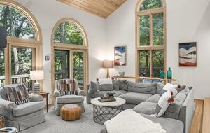 Wintergreen Retreat: Steps to Great Hiking on the Appalachain Trail - Wintergreen Resort, Virginia