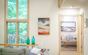 Wintergreen Retreat: Steps to Great Hiking on the Appalachain Trail - Wintergreen Resort, Virginia