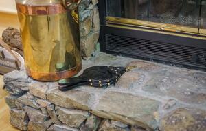 Wintergreen Retreat: Steps to Great Hiking on the Appalachain Trail - Wintergreen Resort, Virginia