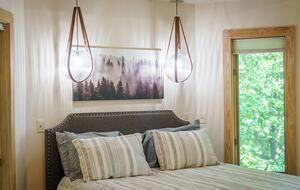 Wintergreen Retreat: Steps to Great Hiking on the Appalachain Trail - Wintergreen Resort, Virginia